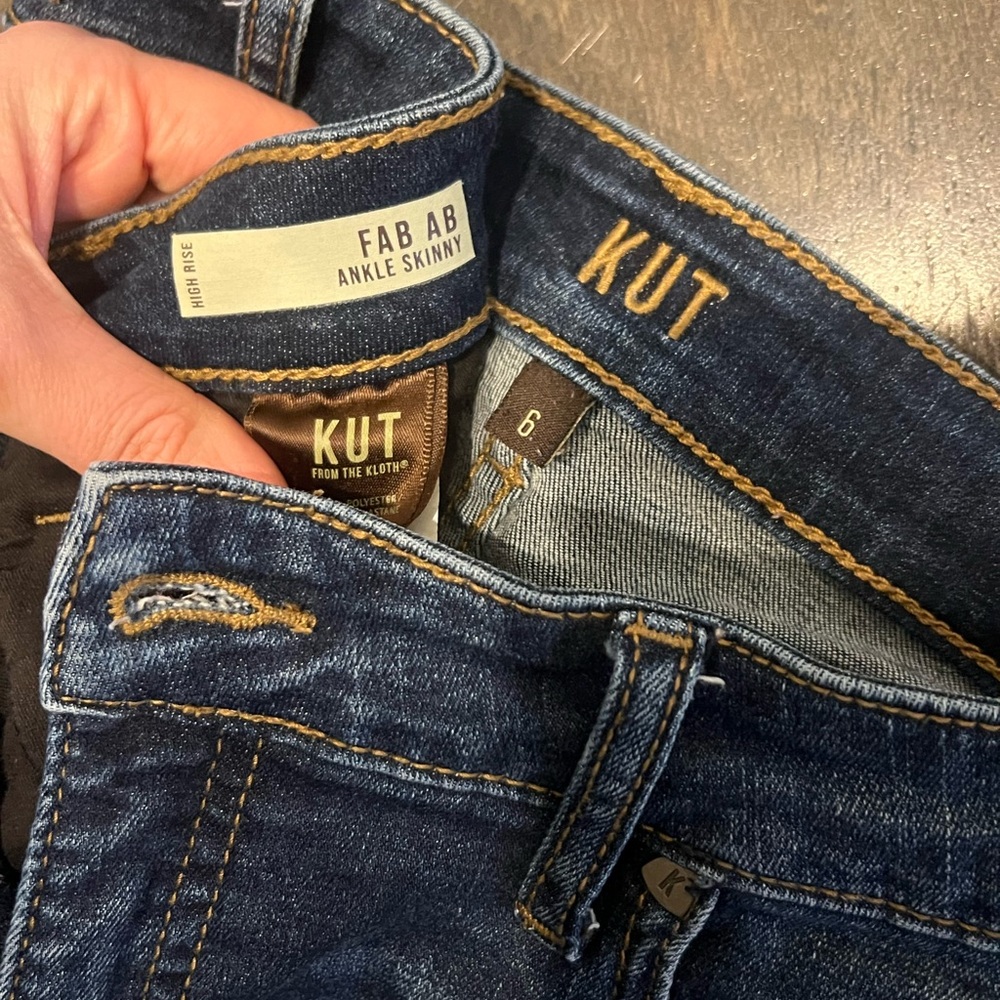 Kut from the Kloth - fab ab ankle skinny size 6